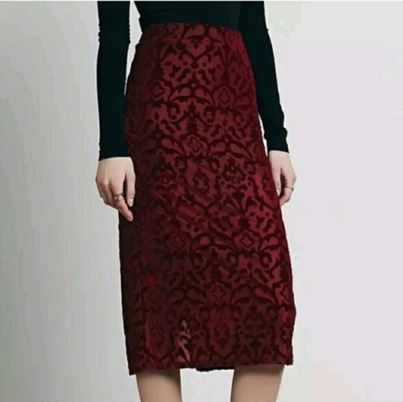 Free People Lg Dolce Burnout Velvet Pencil Skirt - Picture 2 of 4